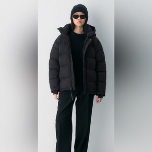 Aritzia Black Puffer Jacket